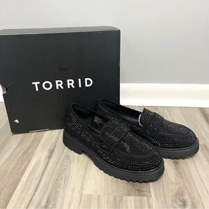 Torrid Shoes Women’s 10.5WW Black Embellished Chunky Platform Loafers NWT